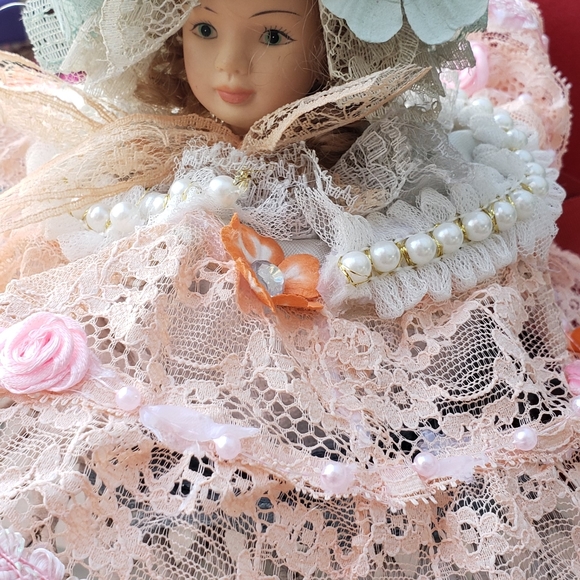 Victorian doll head pin foam cushion - Picture 5 of 8